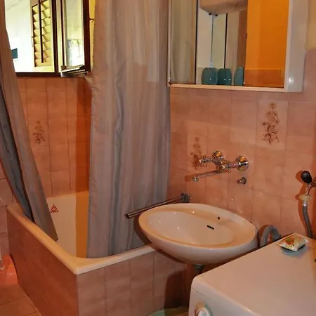 Kraljev Holiday home *